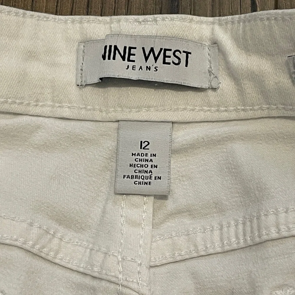 Nine West Chrystie Capri Jeans Womens 12 White Stretch Denim Cropped Pants